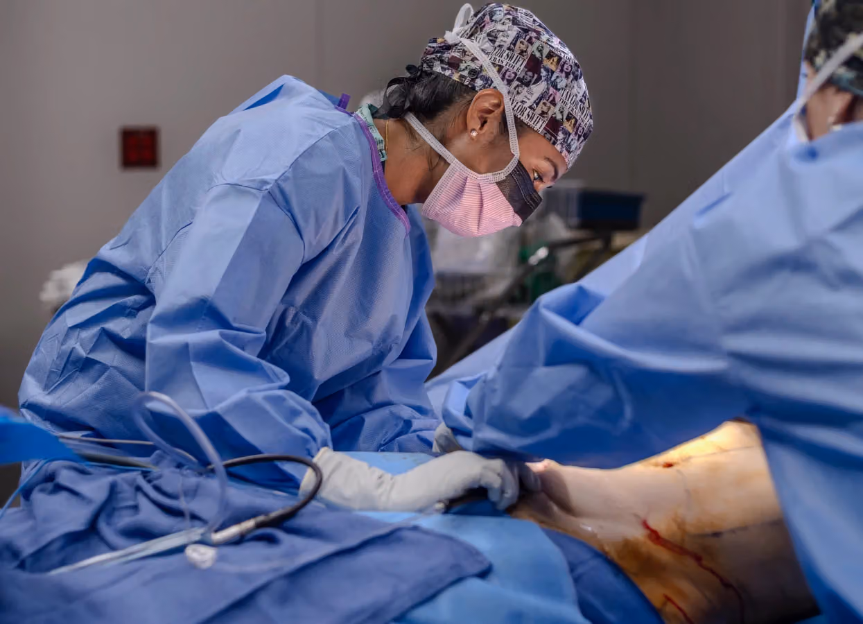 Dr. Karishma Reddy performing surgery